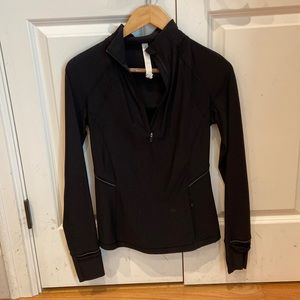 Lululemon Size 4 Black Light Half-zip